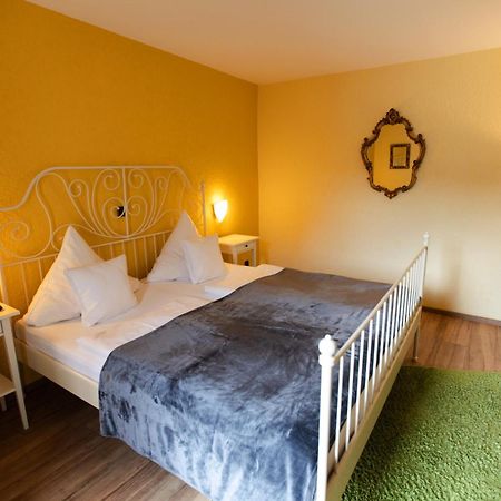 Ratskeller Hotel & Restaurant Kröv エクステリア 写真