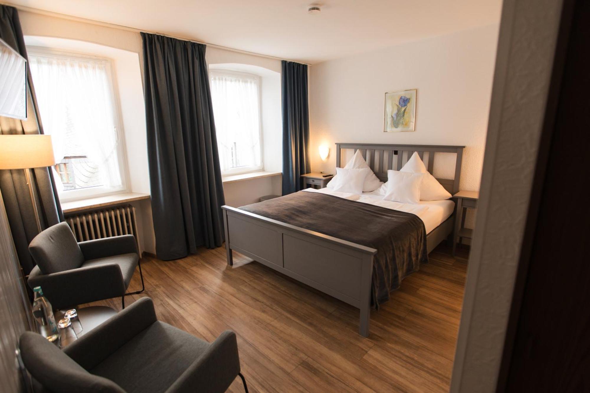 Ratskeller Hotel & Restaurant Kröv エクステリア 写真