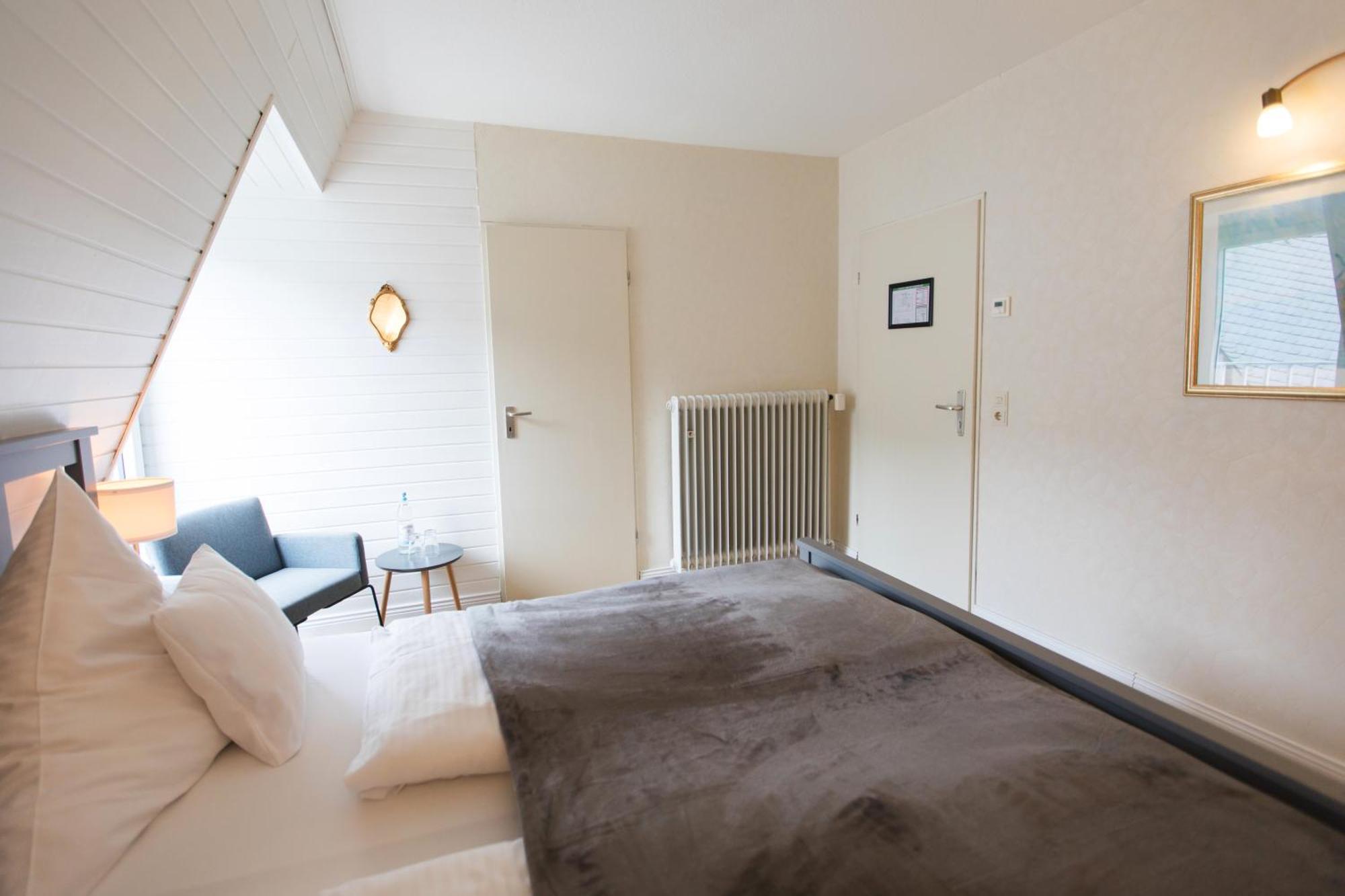 Ratskeller Hotel & Restaurant Kröv エクステリア 写真