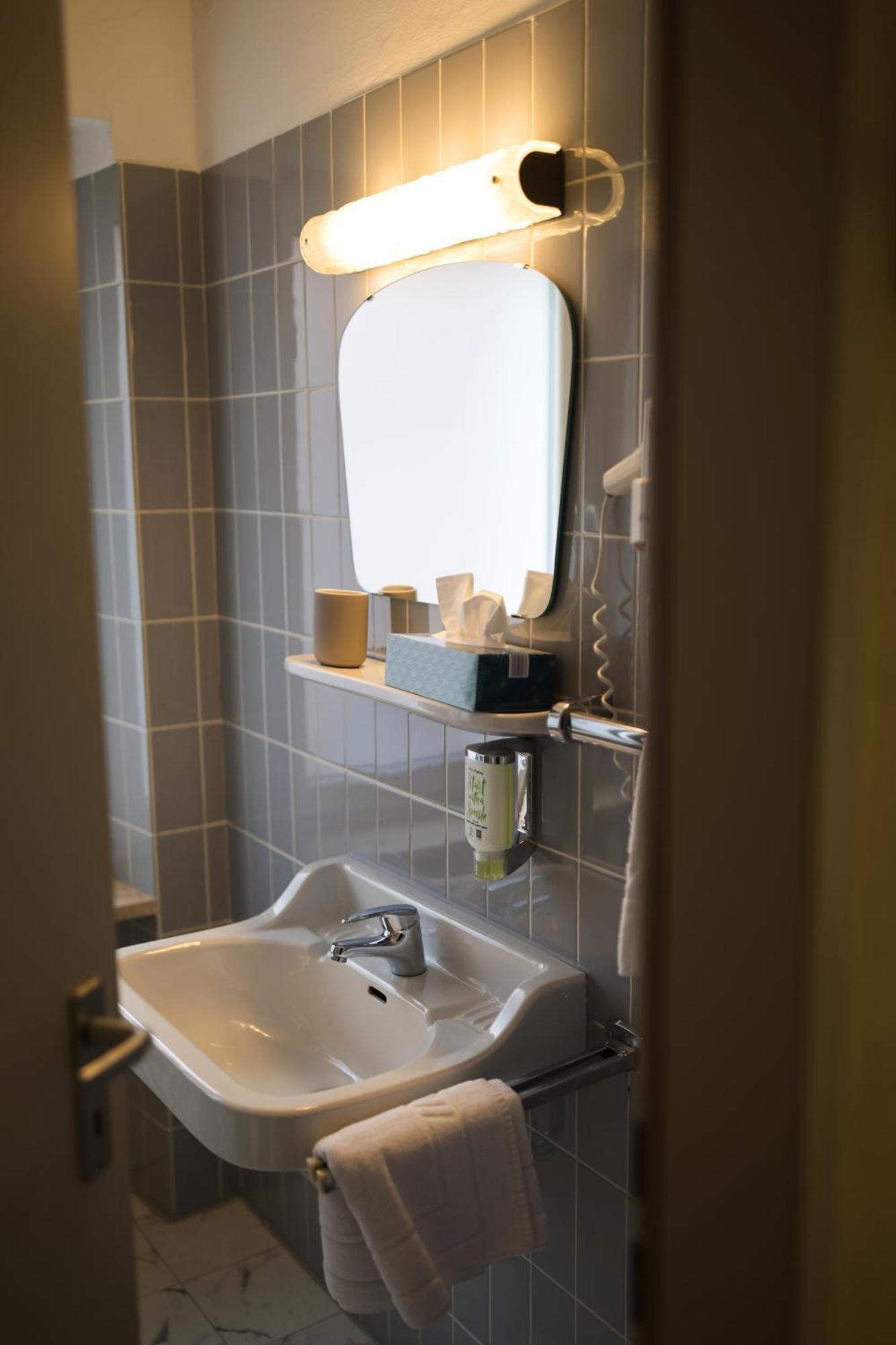 Ratskeller Hotel & Restaurant Kröv エクステリア 写真